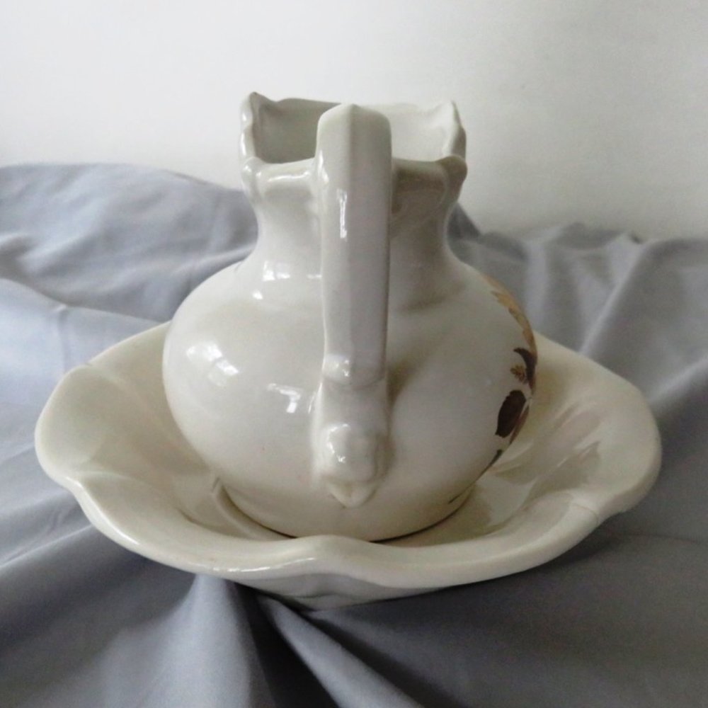 Vintage McCoy Sunflower Pottery Pitcher and Bowl - Picture 12 of 14